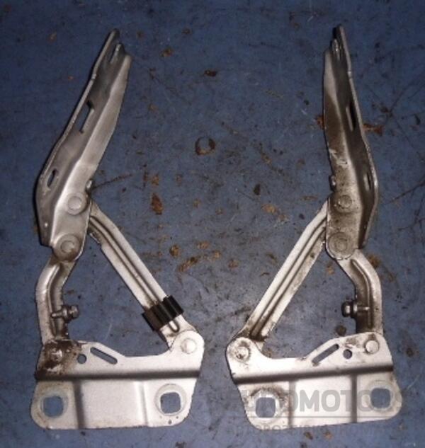Петля капота ліва Mercedes M-Class (W164) 2005-2011 A2518800128 36516 - 2