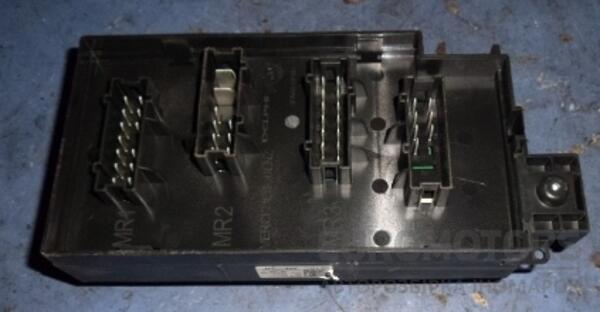 Блок запобіжників під капотом Mercedes M-Class (W164) 2005-2011 A1645400672 36706 - 2