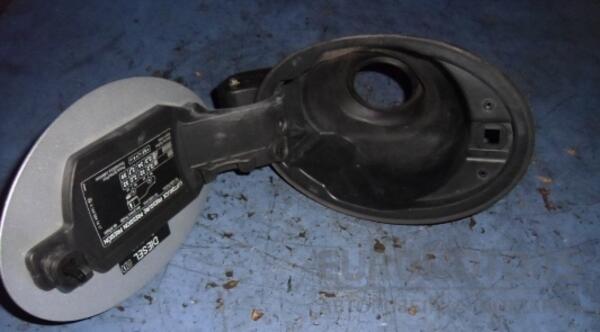 Лючок бензобака Mercedes M-Class (W164) 2005-2011 A0005846517 36921 - 2
