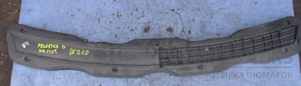 Решетка в капот Mercedes E-class (W210) 1995-2002 A2108800805 37685 - 2