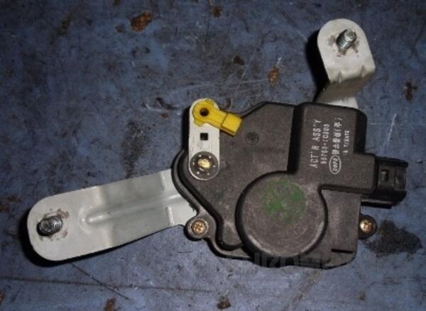 Привід замка кришки багажника Hyundai Getz 2002-2010 957501C000 38951 - 2