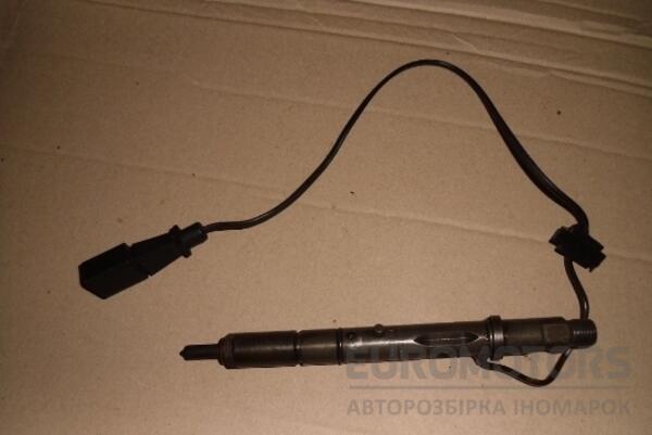 Форсунка дизельна механ керована (центральна) Audi A6 2.5tdi (C5) 1997-2004 059130202F 28555 - 2