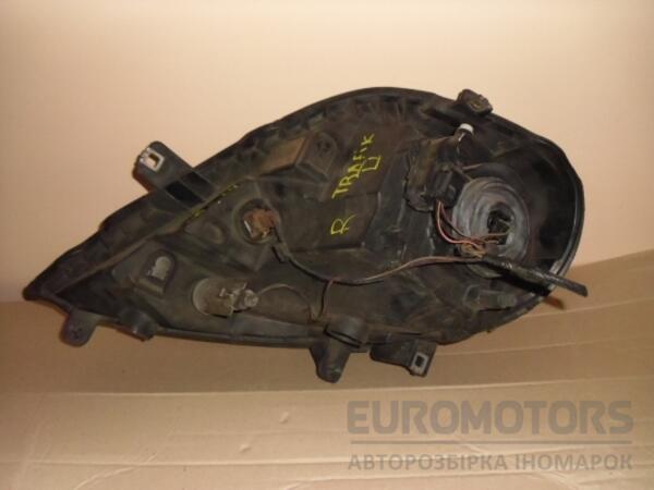 Фара правая (білий поворотник 06-) Renault Trafic 2001-2014 8200701356 39568 - 2