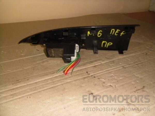 Кнопка опускання скла передні праві Mazda 6 2002-2007 GP9A66370 39926 - 2