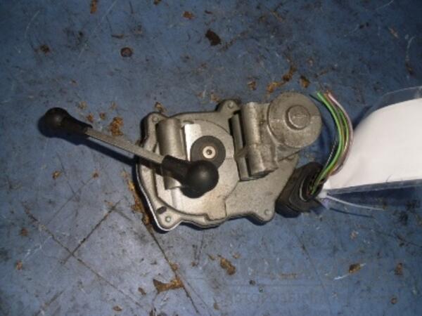Механизм изменения длины впускного коллектора VW Passat 2.0 16V FSI (B6) 2005-2010 06F133482D 40691 - 2