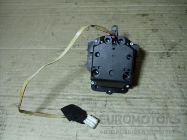 Кнопка багатофункціональна Mercedes C-class (W204) 2007-2015 A2048704658 42071 - 2
