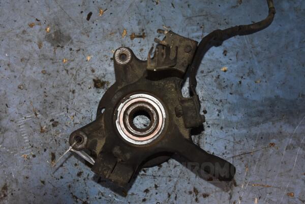 Поворотный кулак передний правый под ABS R16 -06 Renault Master 3.0dСi 1998-2010 8200642123 43237 - 2