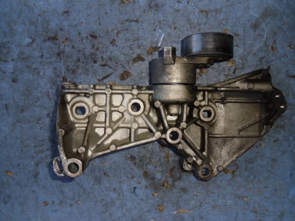 Кронштейн генератора и кондиционера Renault Scenic 1.5dCi (III) 2009-2015 8200669495 44043 - 2