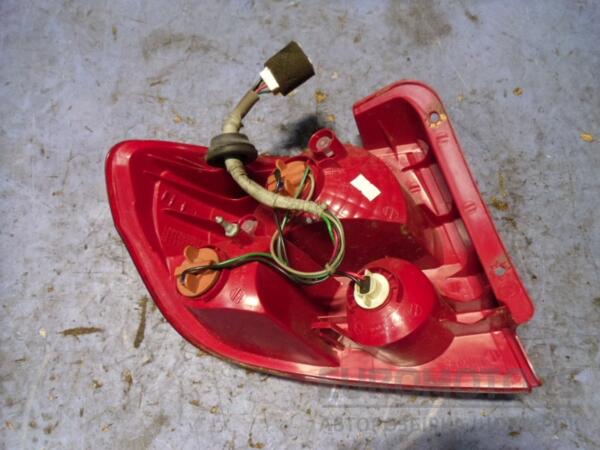 Ліхтар правий -05 Hyundai Getz 2002-2010 08-221-1917R 44143 - 2