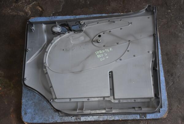 Карта двері передня ліва 00- Mercedes Sprinter (901/905) 1995-2006 A9017201270 44549 - 2