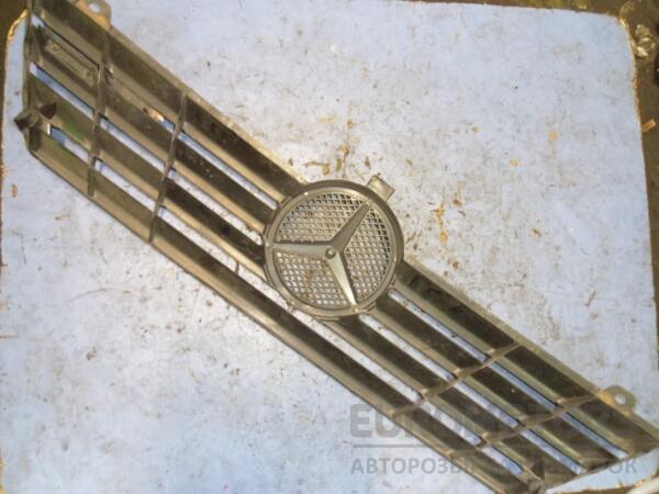 Решетка радиатора 00- Mercedes Sprinter (901/905) 1995-2006 A9018800085 45729 - 2