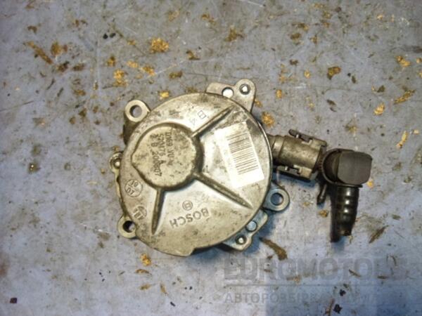 Вакуумний насос Renault Trafic 2.0dCi 2001-2014 8200520476 45877 - 2
