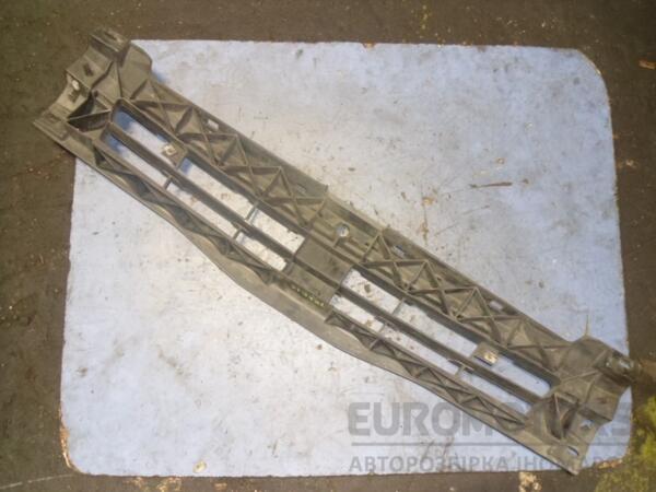 Решетка радиатора внутренняя 06- Renault Trafic 2001-2014 620300102R 47657 - 2