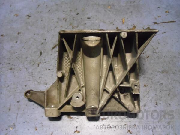 Кронштейн двигателя Renault Trafic 2.0dCi 2001-2014 8200798760 49894 - 2