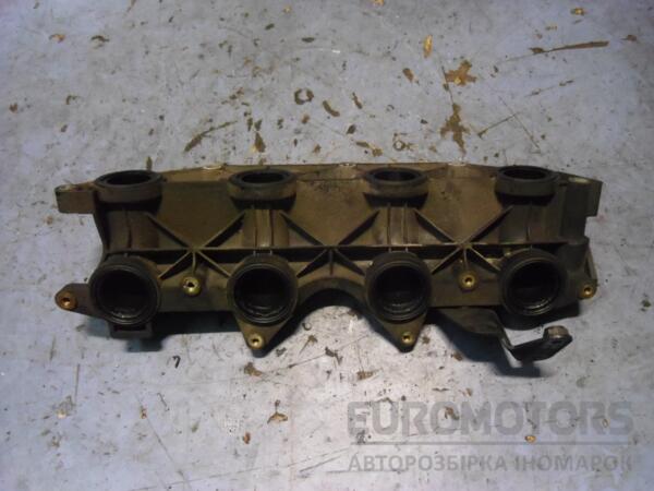 Коллектор впускной низ пластик Renault Master 2.2dCi, 2.5dCi 1998-2010 8200684323 49928 - 2