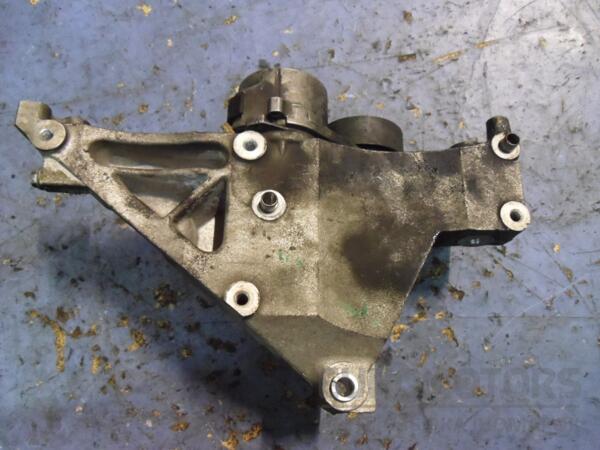 Кронштейн компресора кондиционера Fiat Grande Punto 1.4 T-Jet 16V Turbo 2005 46820385 51332 - 2