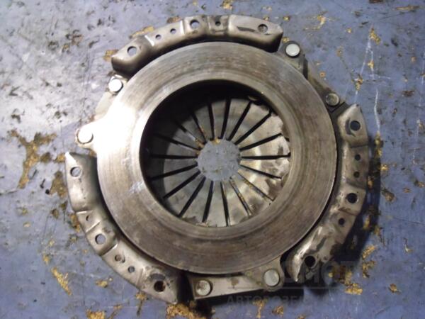 Корзина сцепления Mitsubishi Lancer IX 1.6 16V 2003-2007 CM008 52975 - 2