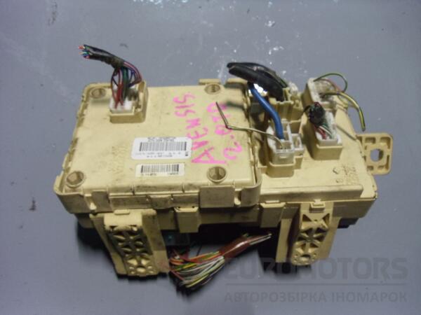 Блок предохранителей Toyota Avensis 2.0td (II) 2003-2008 82641CA010 53369 - 2