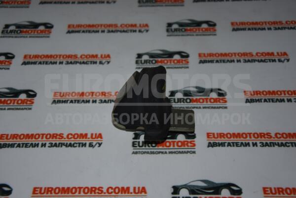 Ограничитель двери боковой правой, левой сдвижной нижний Opel Vivaro 2001-2014 7700312382 55466 euromotors.com.ua