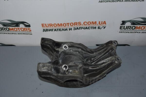 Кронштейн КПП правый Mercedes GLA-Class 2.2cdi (X156) 2013 6512200131 55702 - 2