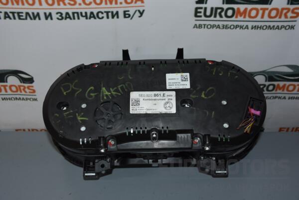 Панель приборов (АКПП) Skoda Octavia 2.0tdi (A7) 2013-2020 5E0920861E 56549 - 2