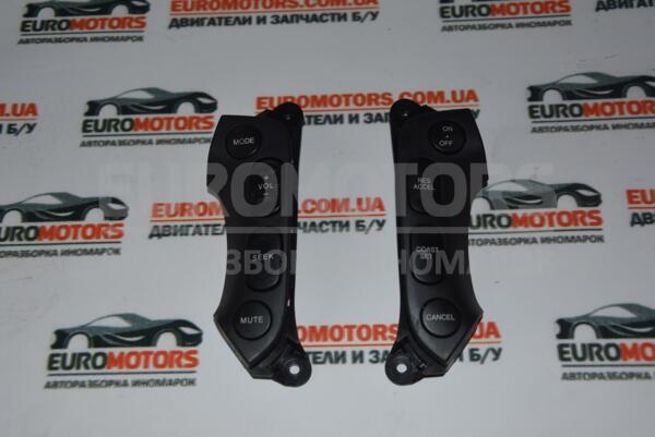 Кнопки керма праві Hyundai Santa FE 2006-2012 967002B102 56664-01  euromotors.com.ua