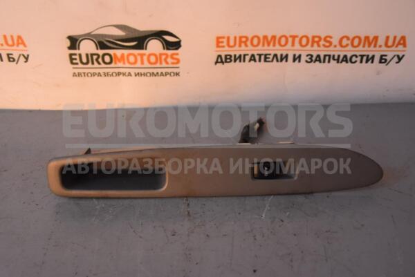 Кнопка стеклоподъемника Toyota Avensis Verso 2001-2009 8403044020 57712 euromotors.com.ua
