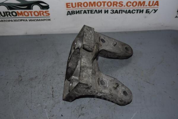 Кронштейн кріплення КПП лівий Renault Trafic 2.0dCi, 2.5dCi 2001-2014 8200426810 57838 - 2