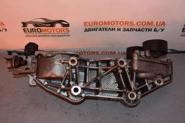 Кронштейн генератора і компресора Renault Trafic 2.0dCi 2001-2014 8200527320 59004 - 2