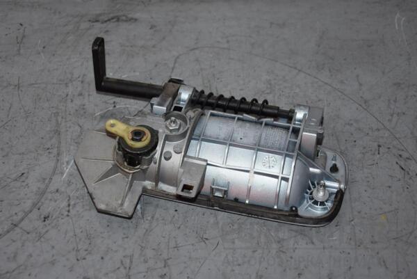 Ручка двері зовнішня задня ляда Citroen Berlingo 1996-2008 9621858877 60911 - 2