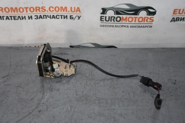 Замок бічний правої зсувних дверей Renault Master 2010 825020011 60936 - 2