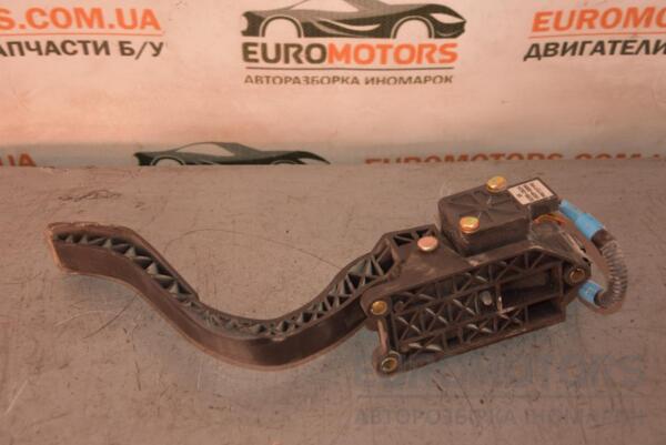 Педаль газа электр пластик Hyundai H1 1997-2007 327264A700 61039 - 2