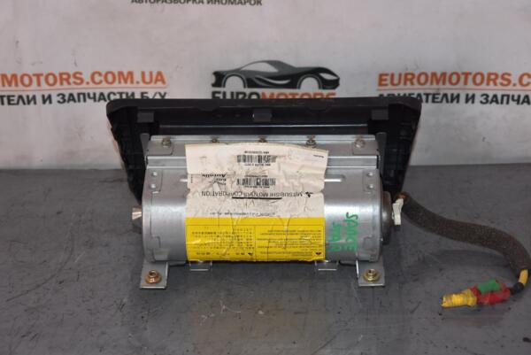Подушка безопасности пассажир (в торпедо) Airbag Mitsubishi Space Star 1998-2004 MR913870 61553 - 2