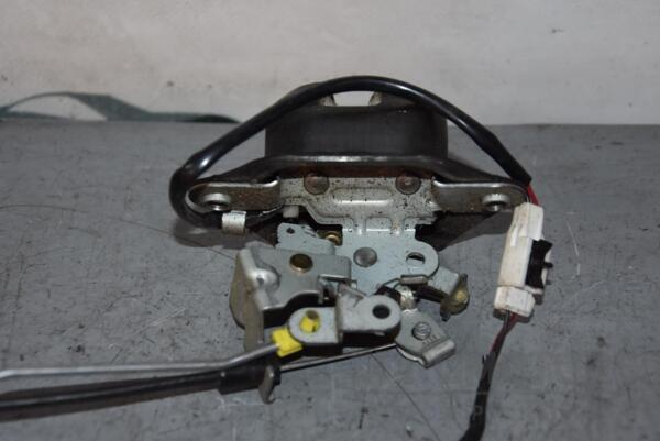 Замок кришки багажника Nissan Almera Tino 2000-2006 61638 - 2