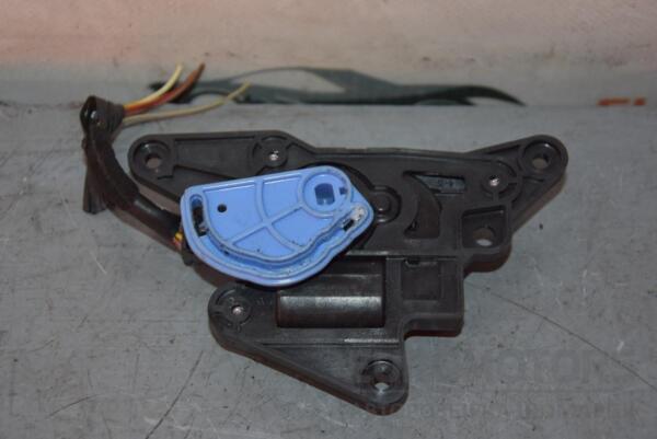 Моторчик заслінки печі Hyundai Santa FE 2006-2012 971593K000 62653 - 2