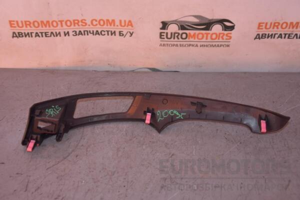 Накладка на торпедо права Toyota Yaris 2006-2011 554350D020 63090 - 2