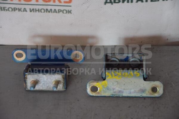 Петля кришки багажника Kia Sportage 2004-2010 63260 euromotors.com.ua