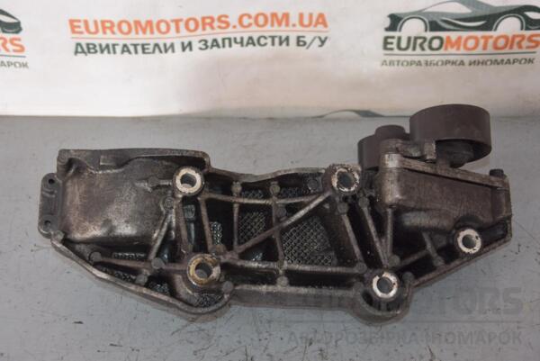 Кронштейн генератора и компрессора Renault Trafic 2.0dCi 2001-2014 8200527320 63929 - 2