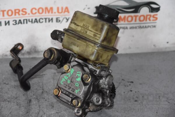 Насос гідропідсилювача керма (ГУР) з бачком Mazda 6 2.0di 2002-2007 GJ6F 64335 - 2