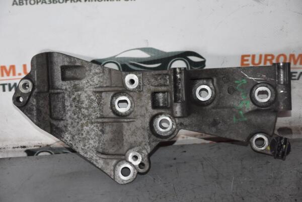 Кронштейн генератора і компресора 03- Renault Kangoo 1.5dCi 1998-2008 8200669494 65616 - 2