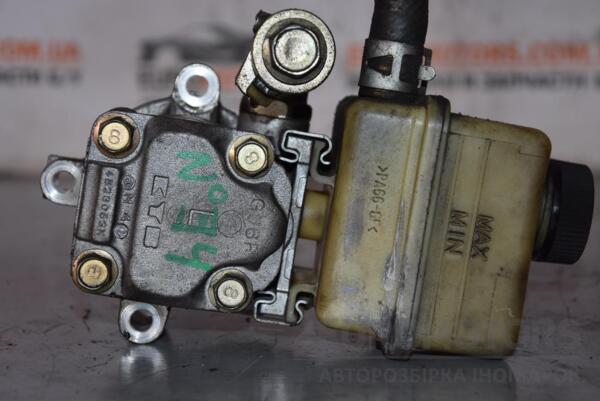 Насос гідропідсилювача керма (ГУР) з бачком Mazda 6 2.0di 2002-2007 GJ6F 66623 - 2