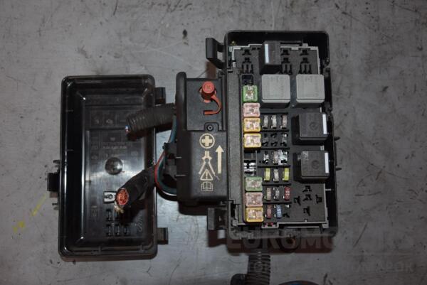 Блок запобіжників Ford Transit 2006-2013 6C1T14A067AA 66857 - 3