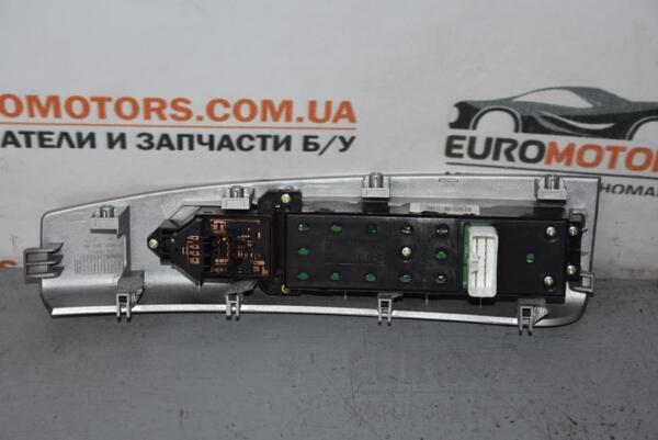 Кнопка регулировки зеркал Hyundai Santa FE 2006-2012 68797-01 - 2