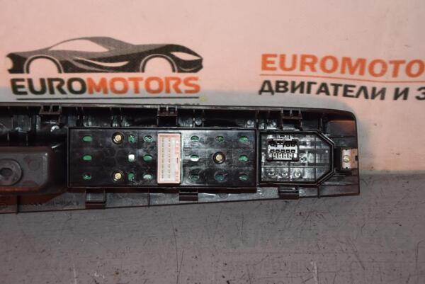 Кнопка регулювання дзеркал Kia Sorento 2002-2009 69246-01 - 2