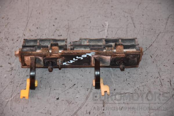Ручка крышки багажника и стекла наружная Hyundai Tucson 2004-2009 812602 69272 - 2