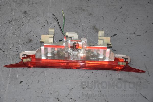 Фонарь сигнала торможения (дополнительный стоп-сигнал) Mazda 6 2002-2007 28661974 69511 - 2