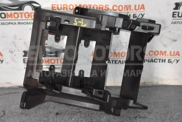 Консоль панели приборов (рамка магнитолы) VW Transporter (T5) 2003-2015 7H1857273 70815 euromotors.com.ua