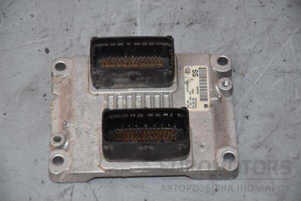 Блок керування двигуном Opel Corsa 1.2 16V (C) 2000-2006 0261208253 70225 - 2