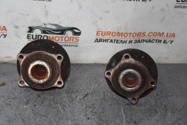 Ступиця передня L = R Hyundai Santa FE 2006-2012 517503J000 70479 - 2