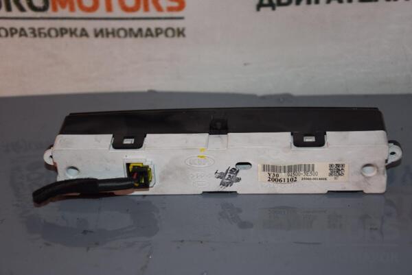 Часы электр Kia Sorento 2002-2009 945003E500 71304 - 2